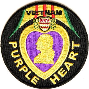 La toppa personalizzata del cuore viola del Vietnam può essere cucita o stirata sul badge di supporto222F