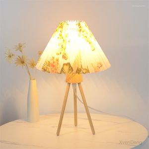 Table Lamps Modern Pleated Tripod Wood Pleats Fabric Desk Lamp Bedroom Bedside Living Room Night Light Stand Lighting Home Decor