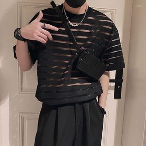 T-shirt da uomo girocollo T-shirt manica corta cava da uomo top sottili estivi streetwear pullover moda coreana in pizzo hip-hop