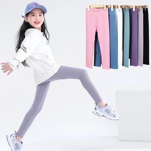 Calças outono leggings sólidas para crianças meninas calças de moletom finas 2 anos para crianças casuais calças na altura do tornozelo primavera infantil skinny cropped 230704