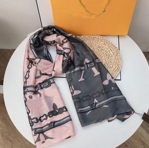 4styles Rektangulära Halsdukar Märke Bokstäver Tryck Designer Blommig Sidenscarf Pannband Kvinnor Mode Patchwork Handtag Väska Paris Axel Tote Bagage Band Head Wraps