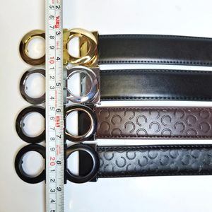 2023 Smooth Leather Belt Luxury Belts Designer för män Big Buckle Ferragamoly Manlig kyskhet Topp Fashion Mens Wholesale