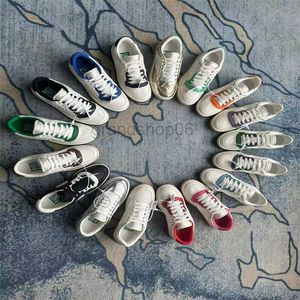 Nuovo rilascio di marca di alta qualità Scarpe firmate casual lusso dorato fondo spesso color oca Italia sneakers donna paillettes scarpe bianche classiche scarpe da tennis scarpe da tavola