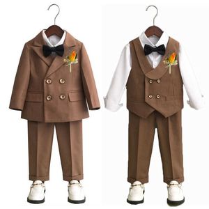 Conjunto de terno formal infantil para meninos, casamento outono, primeiro aniversário do bebê, piano, fantasia de desempenho, jaqueta, colete, calças, conjunto de roupas para criançasHKD230704