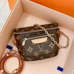 spegelkvalitet M82335 M82208 Mini bumbag Axelväska fanny pack Damväskor lyx läder clest Clutch handväskor Designer herrväskor utomhus Cross Body väskor