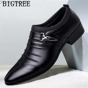 Buty wyjściowe Buty włoskie Moda Elegancki Oxford Dla mężczyzn Duże rozmiary Formalne skórzane mokasyny Męskie Slip On Masculino Z230706