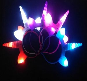 Glow Unicorn Head Band çocuklar Yetişkin aydınlatma Led Kafa Bantları Noel Cadılar Bayramı Partisi Aydınlık Yanıp Saç Bandı Favor Giydirme Cosplay Prop I0704