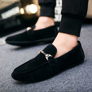 Klänning Skor Klänning Skor Designer Mäns SlipOn Läder Casual Man Vuxen Röd Platt Kör Mockasin Mjuk Lågklack Andas halkfria Loafers Z230705