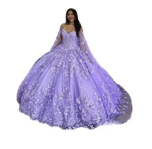 Lilla lavanda Farfalla Quinceanera Abiti con mantello Applique in pizzo Abito dolce 16 Abiti da ballo messicani Vestidos De