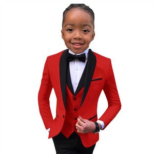 Tute Completo da ragazzo slim fit Set 3 pezzi Tuxedo per occasioni formali Blazer Gilet e pantaloni Vestito per bambini per attività scolastiche da ballo di fine annoHKD230704