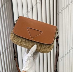 Kvinna märke halmväskor sommarstrandsäckar tvåfärgade axelväskor hobos handväskor purses designer virkning crossbody väska lyx dam små totes 230625