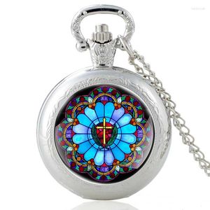 Orologi da taschino Retro Christian Cross Design Argento Classico Orologio al quarzo Orologio con pendente Uomo Donna Collana con ciondoli Regali