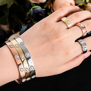 Серьги ожерелья устанавливают SISCATHY MARENDY GEOMETRIC BARGLE RING STESS FADAY DUBAI WHITE BRIDAL для женщин Свадьба Бринкос Пара в качестве мультиза