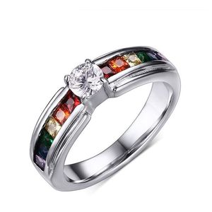 Solitaire Ring 316L Rostfritt stål Les Rainbow Rings Dam Cubic Zirconia Cz Diamant Ädelsten Titan För Dammode Bröllop J Dhaay