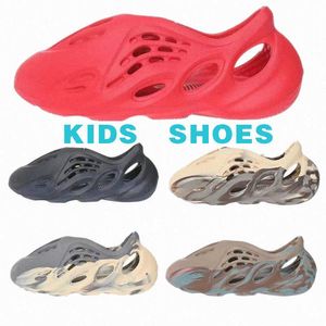Runner Slippers Eva Kids Shoes Boys Girls Youth Foam Slipper Kid Black Designer Sneakers Tainers Slides Infants Baby Toddlers