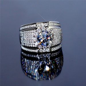 Atemberaubende handgefertigte Bandringe 925 Sterling Silber Populär Runde geschnittene weiße Topaz CZ Diamond Full Edelstein Männer Hochzeit Schmuck Ring Geschenk