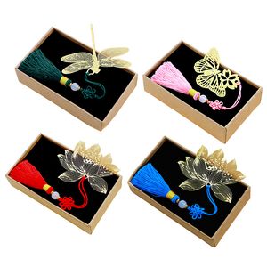 Bookmark Retro Style Metal Brass Lotus Bookmark Hollow Butterfly Dragonfly Chinese Knot Tassel Cute Stationery Books Marker of Page Gift 230704