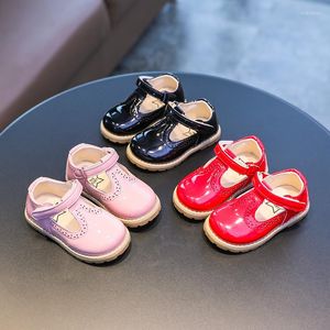 Scarpe basse da bambina in pelle morbida per bambini Scarpe da bambino verniciate Oxford Moda T-strap Classico stile britannico 21-30