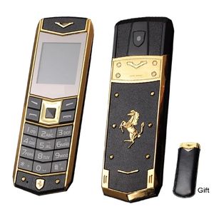 Odblokowany telefon komórkowy A8 z super mini ultracienką kartą luksusowe podwójne karty sim MP3 Bluetooth 1,8 cala pyłoszczelna, odporna na wstrząsy telefony komórkowe bezpłatny futerał