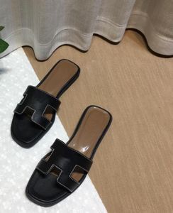 Роскошные дизайнерские женские бренды оазис сандалий дизайнерские тапочки плоские шлепанцы кожи слайд -пляжная сандалия с коробкой
