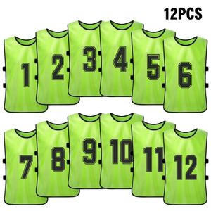Balls 6pcs 12 PCS Yetişkinler Futbol Formaları Gömlek Futbol Futbolu Basketbol Takımı Jersey Eğitim Numaralı Uygulama Spor Yeleği 230705