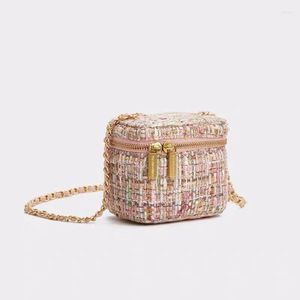 Evening Bags 2023 Women's Woolen Cloth Shoulder Bag Chain Messenger Sweet Retro Mini Bucket Fashion Checkered Cosmetic