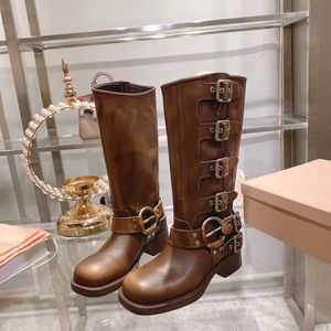 Designer Martin Boots Bältesspänne Höga Knähöga Stövlar Mode Motorcykel Cowskin Läder Retro Plattform Stövel Lyx Skor Brun Svart