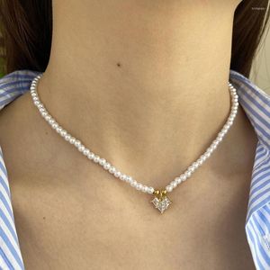 Hänge Halsband Big Zircon Love Heart Imitation Pearl Necklace For Women Rostfritt stål Spänne Guld Färg Kragar