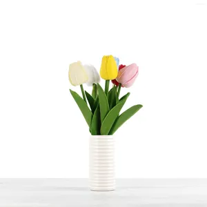 Dekorative Blumen, 12 Stück, Brautstrauß, gefälschte Dekoration, fühlt sich echt an, Tulpen, künstliches Hochzeits-Mittelstück, Simulation, künstliches PVC, realistisch