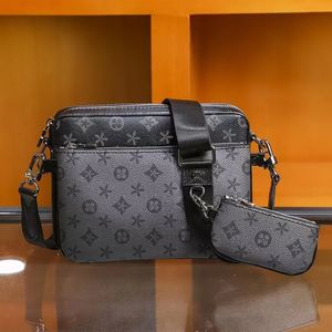 Mens Trio Açık Spor Messenger Omuz Çantası Kadınlar M69443 Çapraz Vücut Lüks Debriyaj Tote Çemen El Çantası Vintage M30830 Tasarımcı Deri Pochette Duffle Bags