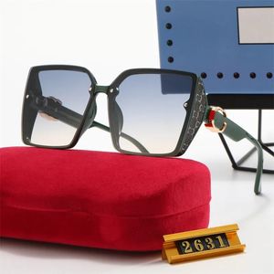 Klasik Marka Mektubu ile Kadın Güneş Gözlüğü Gözlük En Zarif Güneş Vizörü Box Mens Goggle Beach Güneş Gözlükleri ile Tam Çerçeve Sürüş