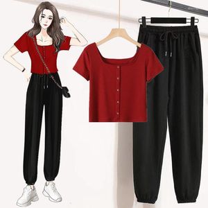 Pantaloni a due pezzi da donna Tuta sportiva alla moda casual T-shirt in seta con scollo quadrato estivo Stile familiare leggero Leggings a nove punti Trend