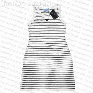 Basic & Casual Dresses designer Metal Badge Knit Dress Women Sleeveless Knitted Summer Sexy Tight Party Bodycon SUSA