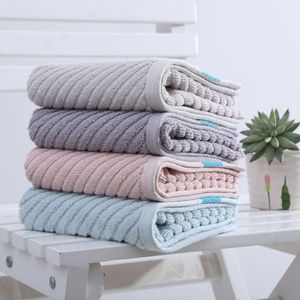 Handduk Pure Cotton Face för vuxna Handdukar Badrum Vanligt fäller inte hår och absorberar vatten Mjukt 230704