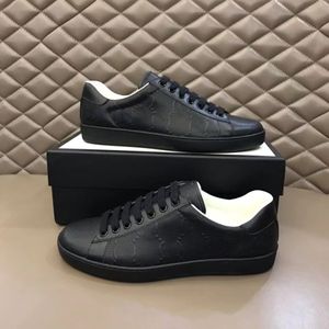 Designer men's ACE embossed sneakers black white leather shoes slightly Chaussures interlocking White Shoe Walking Sports Platform Trainers a1