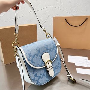 Designerlås Crossbody Kleo sadelhandtagsväskor Shoulder Hobo Handväska Klassisk Jacquard Läderplånbok Handväska Justerbara bälten Underarmsväska Väska 22x20cm