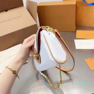 2023 new fashion Hobos Pochette Borsa a tracolla Borse a tracolla Catene Scudo d'oro Confezione ascellare Portamonete in pelle Lettere colorate Portafogli Lady Slot