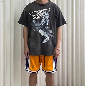 T-shirts pour hommes Saint Michael Hajime Sorayama Imprimé Distressed Short Sleeve Street American Casual et Women's Popular Summer Zokv