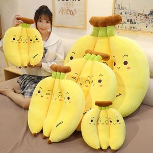 Animais de Pelúcia Recheados 35-70cm Desenhos Animados Criativos Banana Almofada de Pelúcia Almofada de Sofá Kawaii Brinquedo de Bebê Boneca de Pelúcia Bonita Brinquedos de Frutas para Crianças Presente para Crianças HKD230706