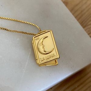 Pendant Necklaces Heart Moon Locket Po Frame Pendants Necklace for Women 2layer Clamp Openable Album Rectangle Stainless Steel Chain Necklaces 230706