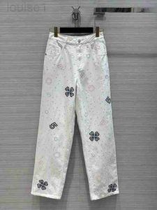 Jeans da donna firmati Luxury 2023 Fashion Design Street Wear Pantaloni a gamba larga in denim Donna Bottoni bianchi a vita alta larghi 6YC0