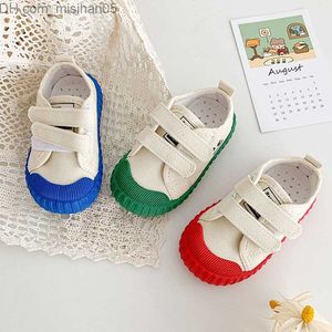 Atletik Açık Kızların Çocuk Ayakkabıları 2022 Sonbahar Yeni Bebek Tuval Ayakkabıları Kızların Sıradan Yumuşak Sole Slip Olmayan Erkek Ayakkabıları 1-9 Yaş Z230707