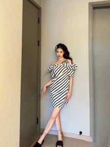 Disai Women's Luxury Dresses 2023 new high quality dress women robes casual women dresses long dress bodycon dress Striped Dress with bare shoulders