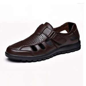 Moda Casual Summer Men Sandals Sapato Male Hlow Out Sandalias Breathle Beach Bottom Bottom Bottom Outdoor calçados leves