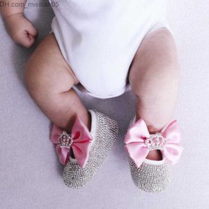 First Walkers Princess Baby Girl Headbands Shoe Set Crown Crystal Diamond First Walker Newborn Cut Bow Elastic Hair Bands Hair Accessories Z230707