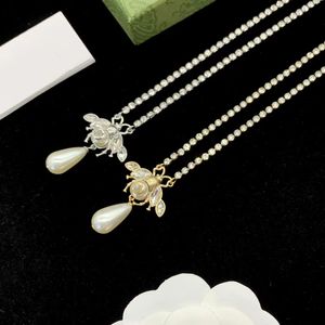 Luxury designer Fashion Bee Pendant Necklaces Double letter crystal chain sweater chains for women party lovers gift jewelry high quality with box