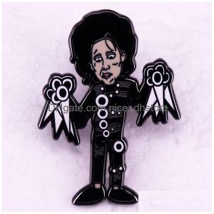 Alfinetes Broches Personagem de Halloween Broche Bonito Filmes Jogos Alfinetes de Esmalte Duro Coletar Desenhos Animados Mochila Chapéu Saco Colar Lapela Emblemas Dr Dhacs