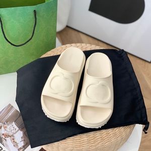 Kvinnors designer tofflor Sandaler Interlocking Platform Sandaler Canvas Men's Slippers Summer Beach Rubber Slider Sandaler Flat Slip On Slipers