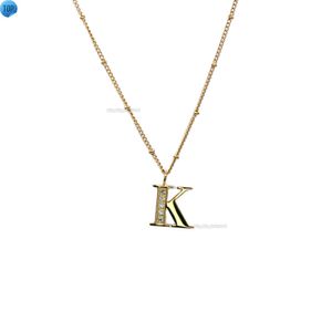 Cena hurtowa Custom Steel Charm Proste K Letter Women Naszyjniki