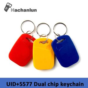 Anéis 30/50/100pcs RFID UID+5577 NFC SMART Dual Chip IC+ID Composto KeyChain gravável 125kHz Em4305 13.56MHz Cartão de acesso reegurador